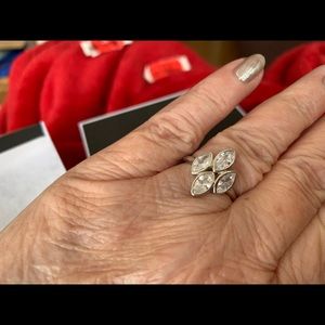SS 4 Sparkles Ring Size 6